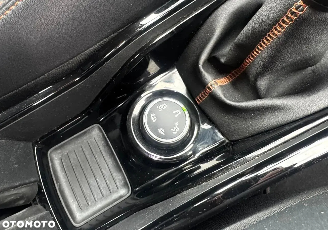 Peugeot 2008 PureTech 110 Stop&Start Crossway - 34