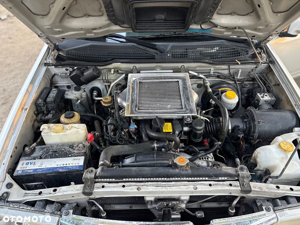 Nissan Terrano 2.7 TD S - 28