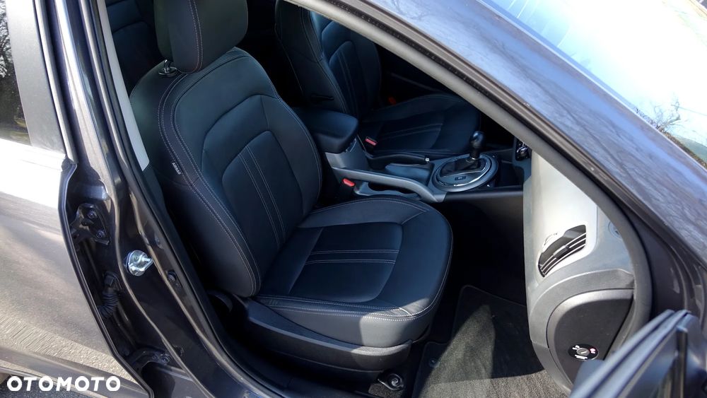 Kia Sportage - 15