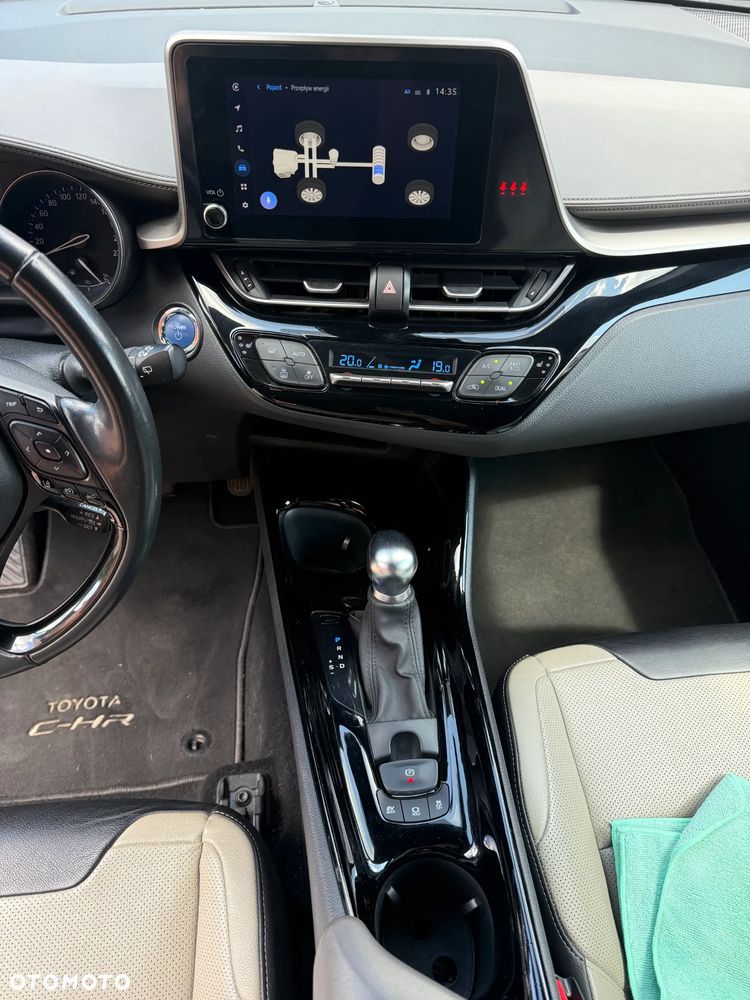 Toyota C-HR 2.0 Hybrid Executive - 14