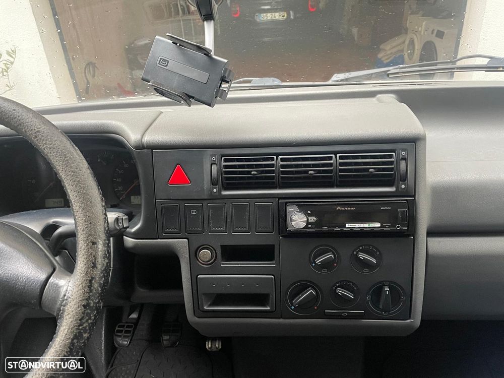 VW Transporter 1.9 TD Kombi - 7