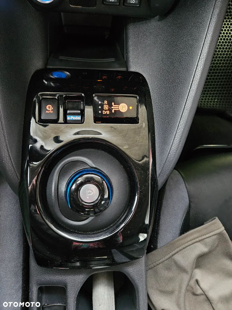 Nissan Leaf 40kWh Tekna - 22
