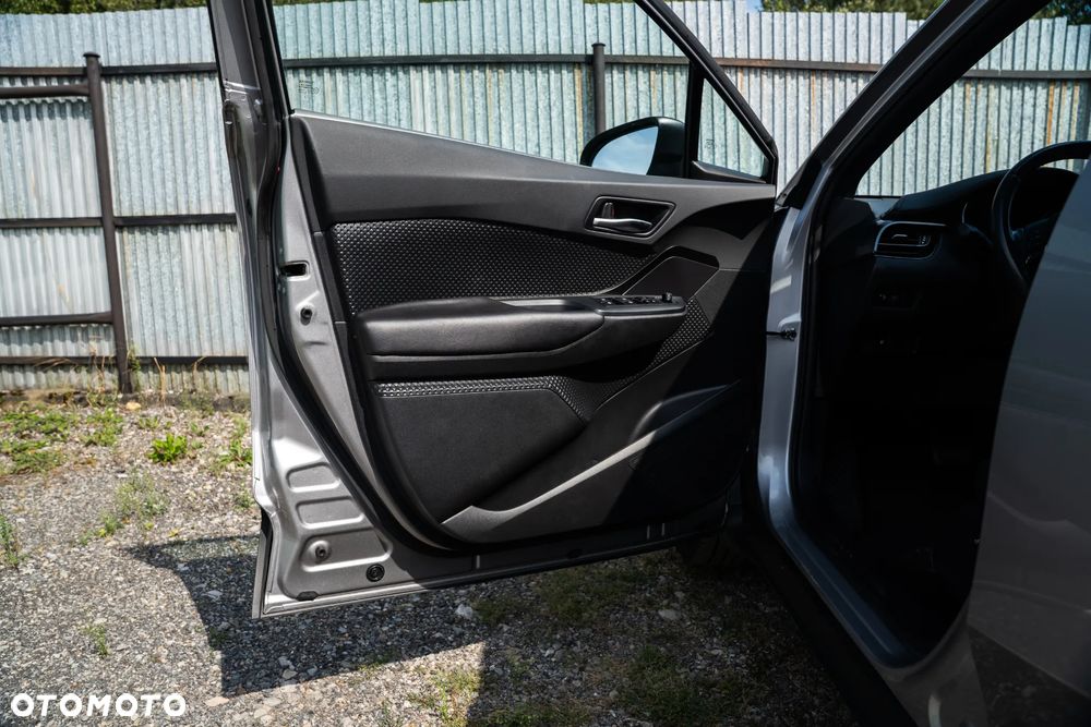 Toyota C-HR Business-Edition - 23