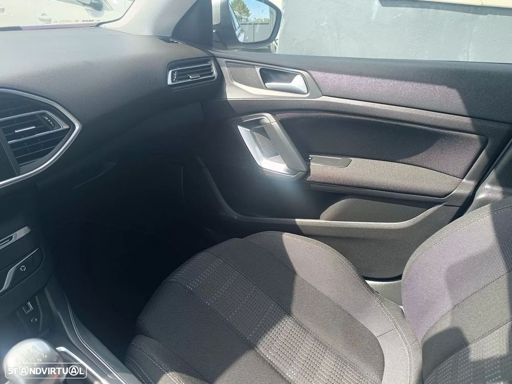 Peugeot 308 SW 1.6 BlueHDi Allure - 15