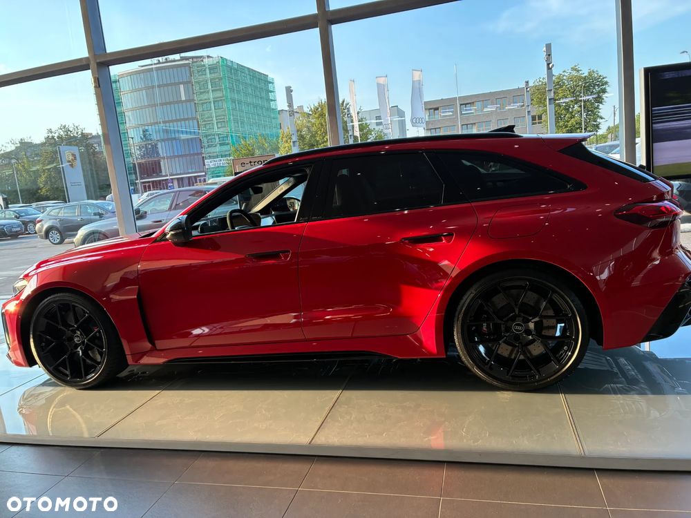 Audi RS5 Avant - 10