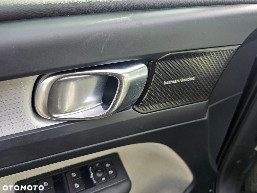 Volvo XC 40 D3 Momentum - 18