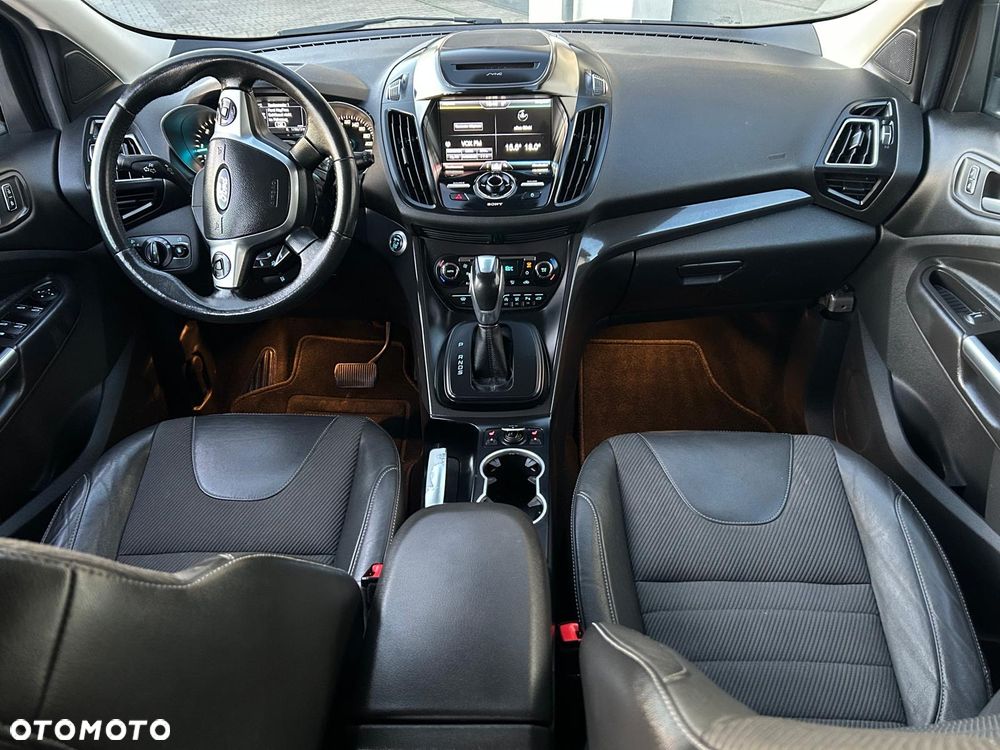 Ford Kuga 2.0 TDCi 4x4 Titanium - 9
