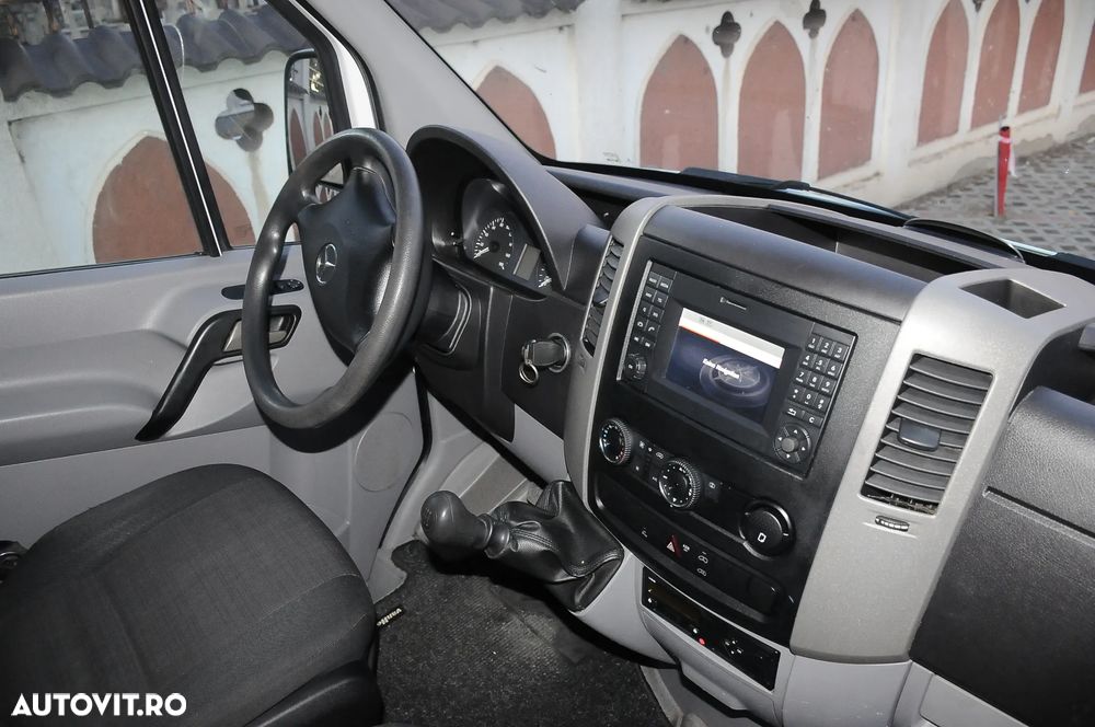 Mercedes-Benz Sprinter - 6