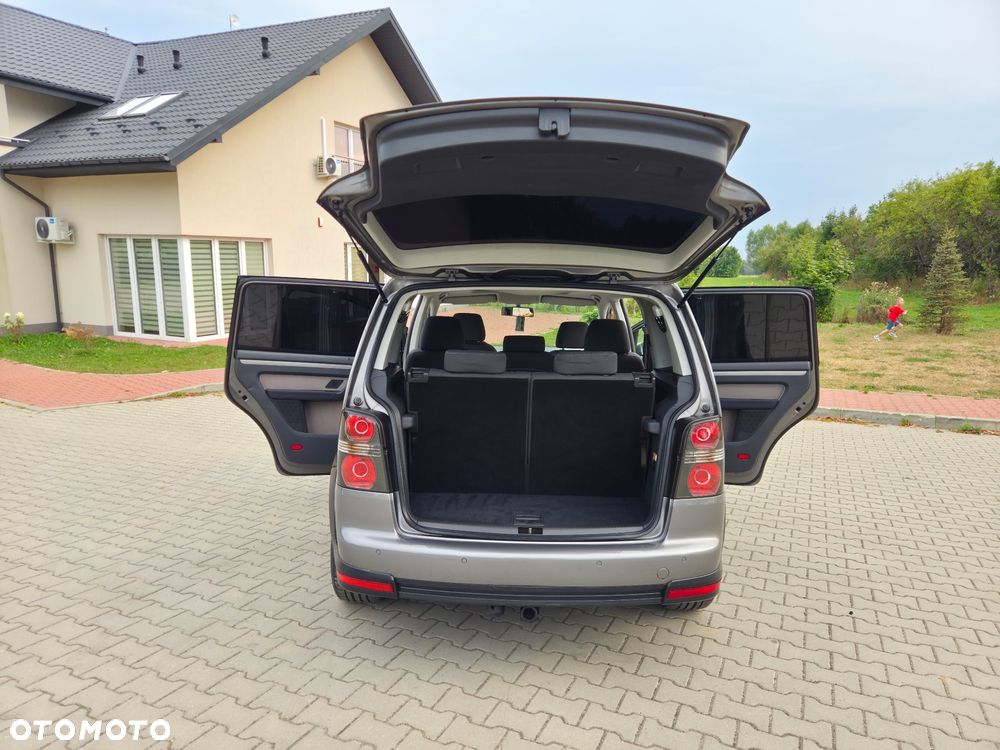 Volkswagen Touran 1.9 TDI DPF Cross - 30