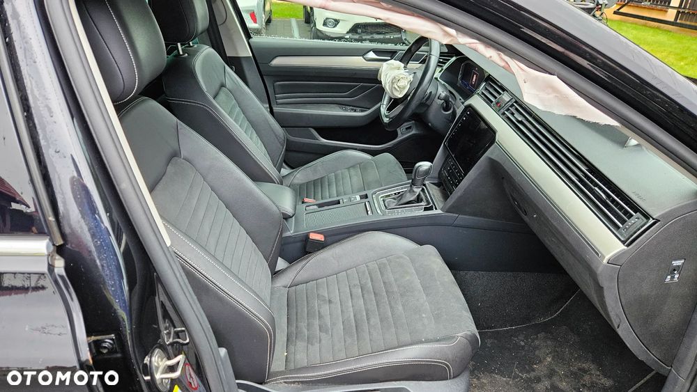 Volkswagen Passat 2.0 TDI SCR DSG Business - 14