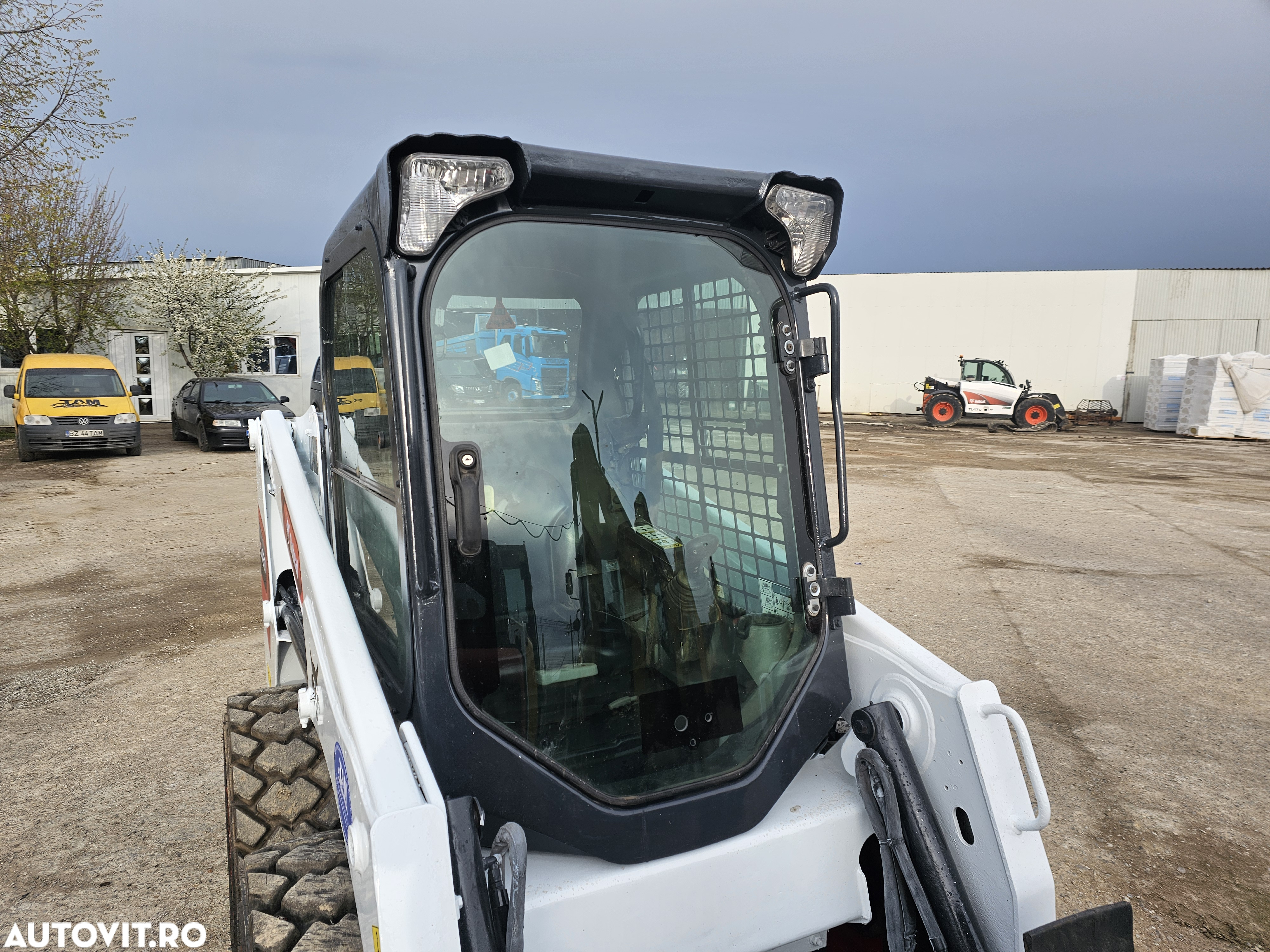 Bobcat S450 miniincarcator bobcat mini incarcstor skid steer excavator - 10