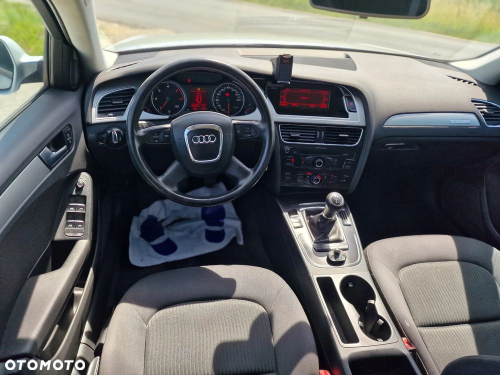 Audi A4 Avant 2.0 TDI DPF quattro Ambition - 22