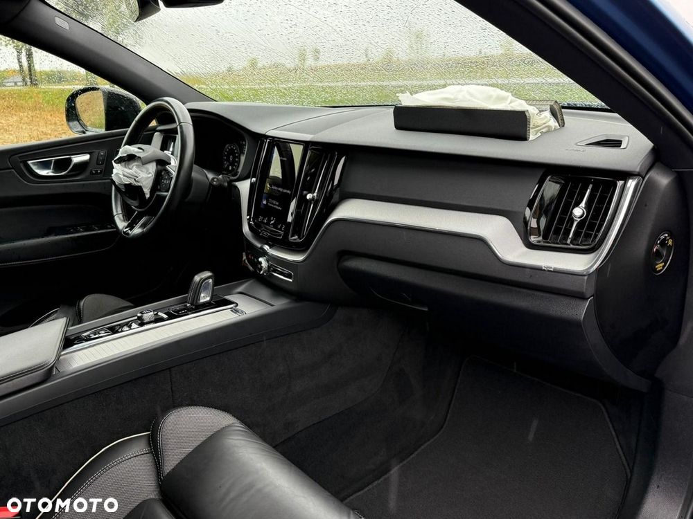 Volvo XC 60 B4 D AWD Geartronic RDesign - 22