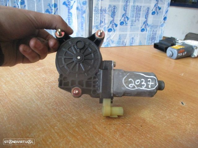 Motor Elevador Vidro Motelev2037 KIA RIO 2006 1.4I 95CV 0P Fd KIA RIO 2 FASE 1 2006 1.5CRDI 110CV 5P CINZA FD - 5