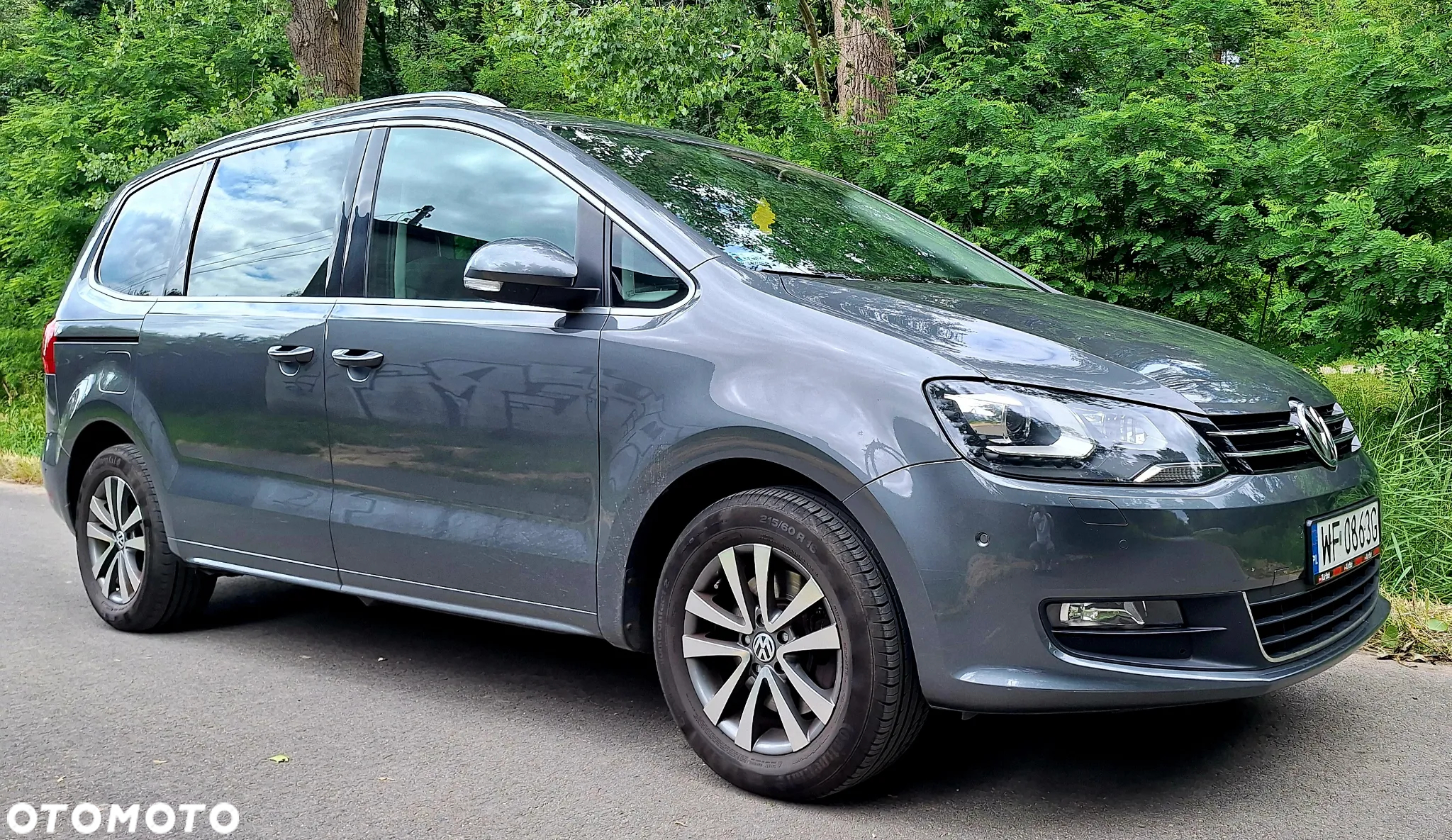 Volkswagen Sharan 2.0 TSI Comfortline DSG - 2
