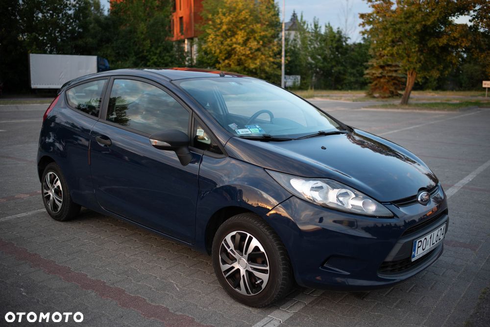 Ford Fiesta 1.4 TDCi Ambiente - 22
