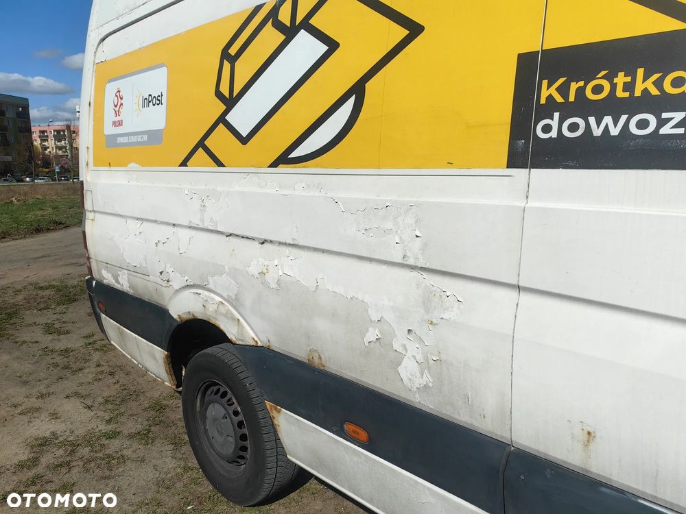 Mercedes-Benz Sprinter - 16