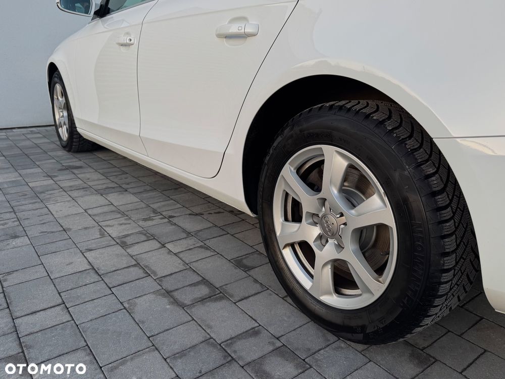 Audi A4 Avant 2.0 TDI Quattro - 37