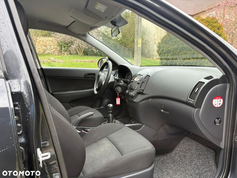 Hyundai i30 1.4 Blue Comfort - 10