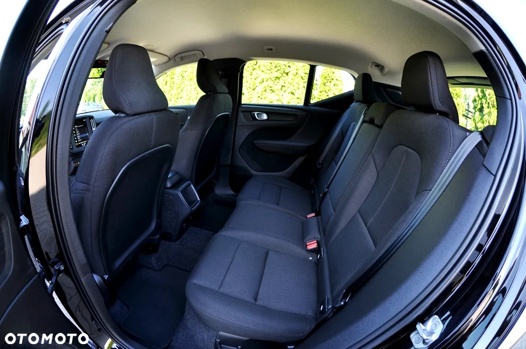 Volvo XC 40 D3 Momentum Pro - 23