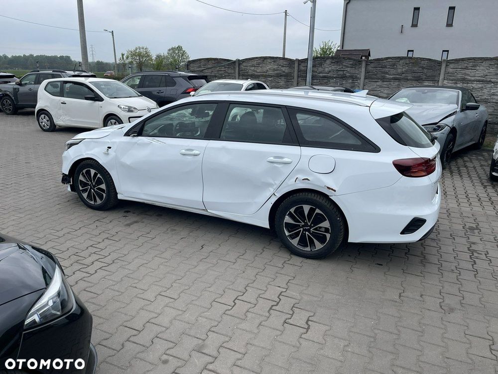 Kia Ceed 1.5 T-GDI DCT7 OPF Spirit - 4