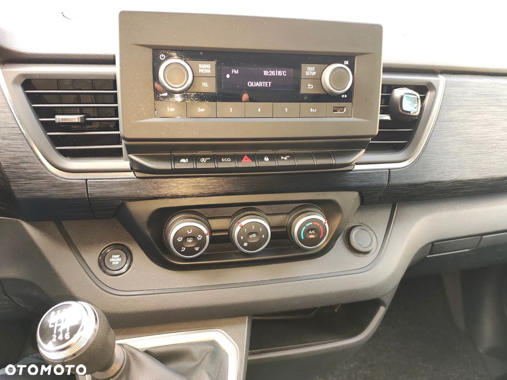 Renault Trafic - 22