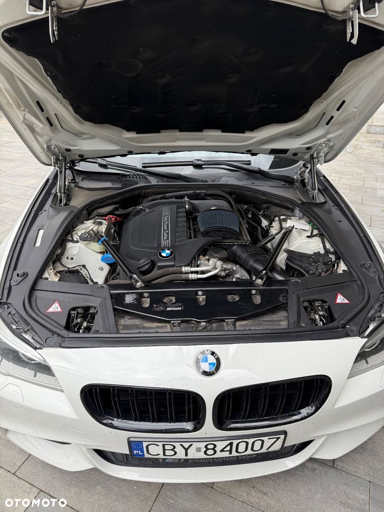 BMW Seria 5 535i Sport-Aut - 15