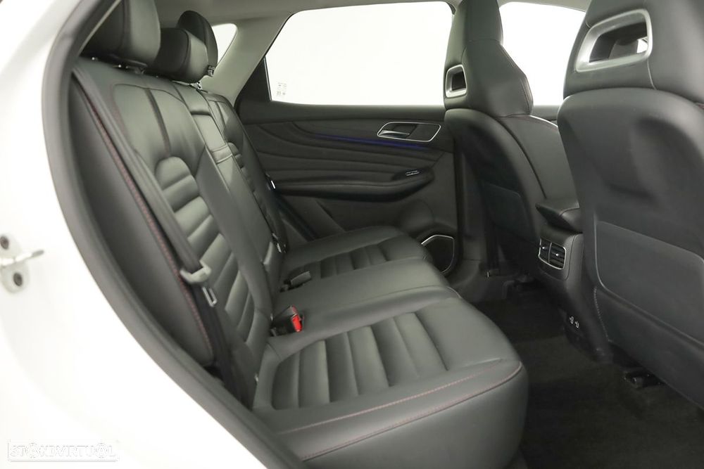 MG EHS 1.5 T-GDI Plug-in Hybrid Luxury - 26