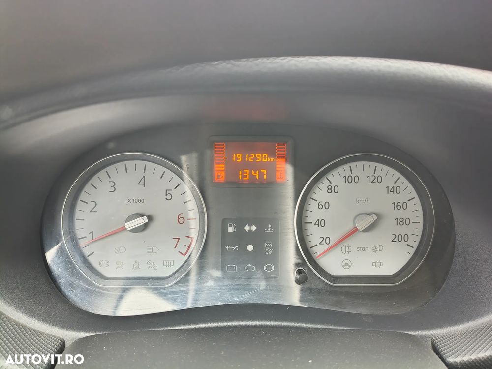 Dacia Sandero 1.2 16V - 10