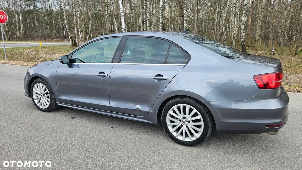 Volkswagen Jetta 1.4 TSI BMT Highline - 6