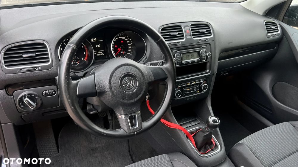 Volkswagen Golf 1.6 Comfortline - 5