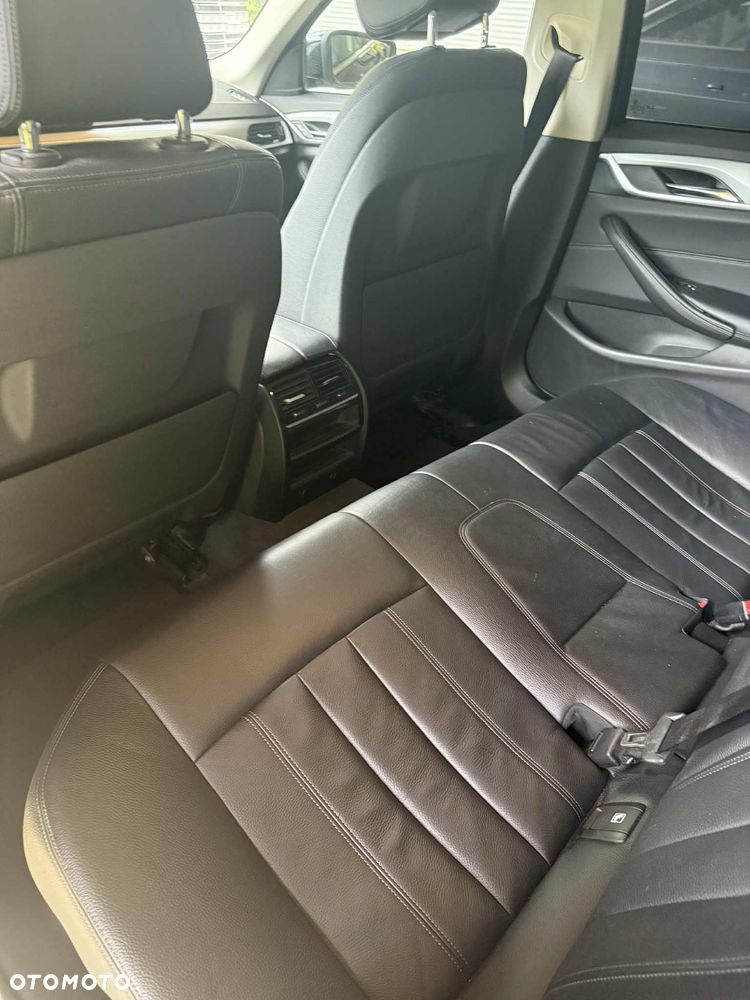 BMW Seria 5 520d M Sport Edition - 7