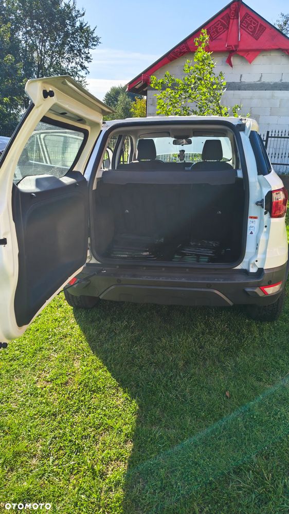 Ford EcoSport - 13