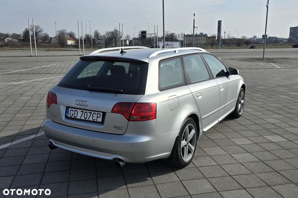 Audi A4 Avant 2.0T FSI - 6