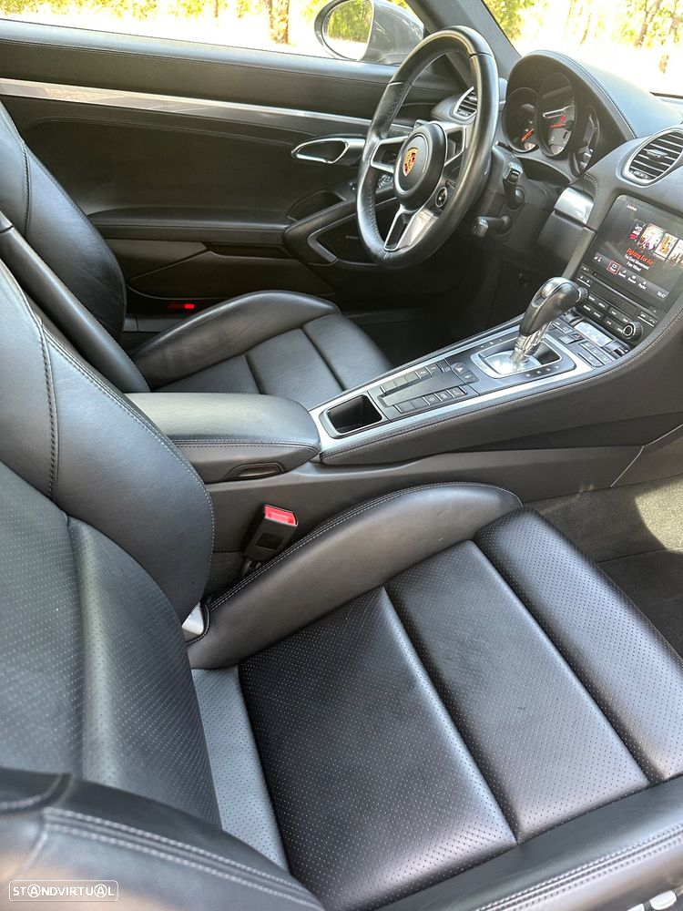 Porsche 718 Cayman - 20