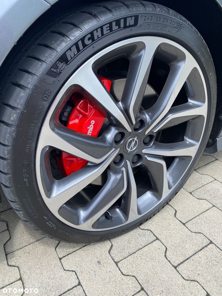 Opel Insignia 2.0 Direct InjectionTurbo GSI - 10