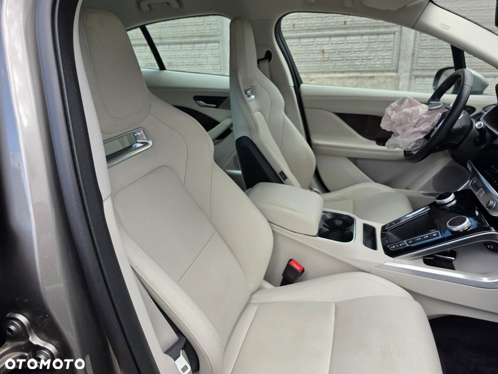 Jaguar I-Pace EV400 AWD R-DYNAMIC HSE - 13