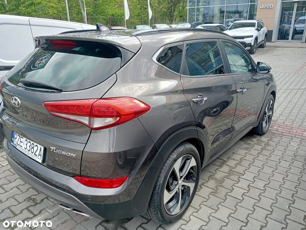 Hyundai Tucson 2.0 CRDI 2WD Style - 5