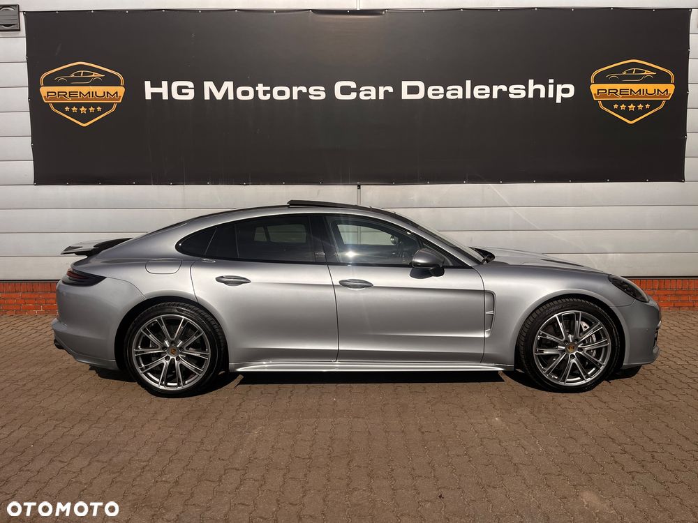 Porsche Panamera - 15