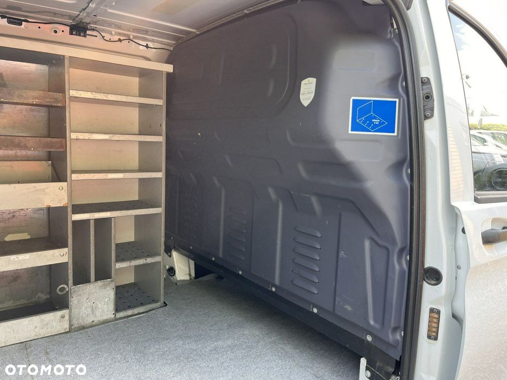 Mercedes-Benz Vito - 25