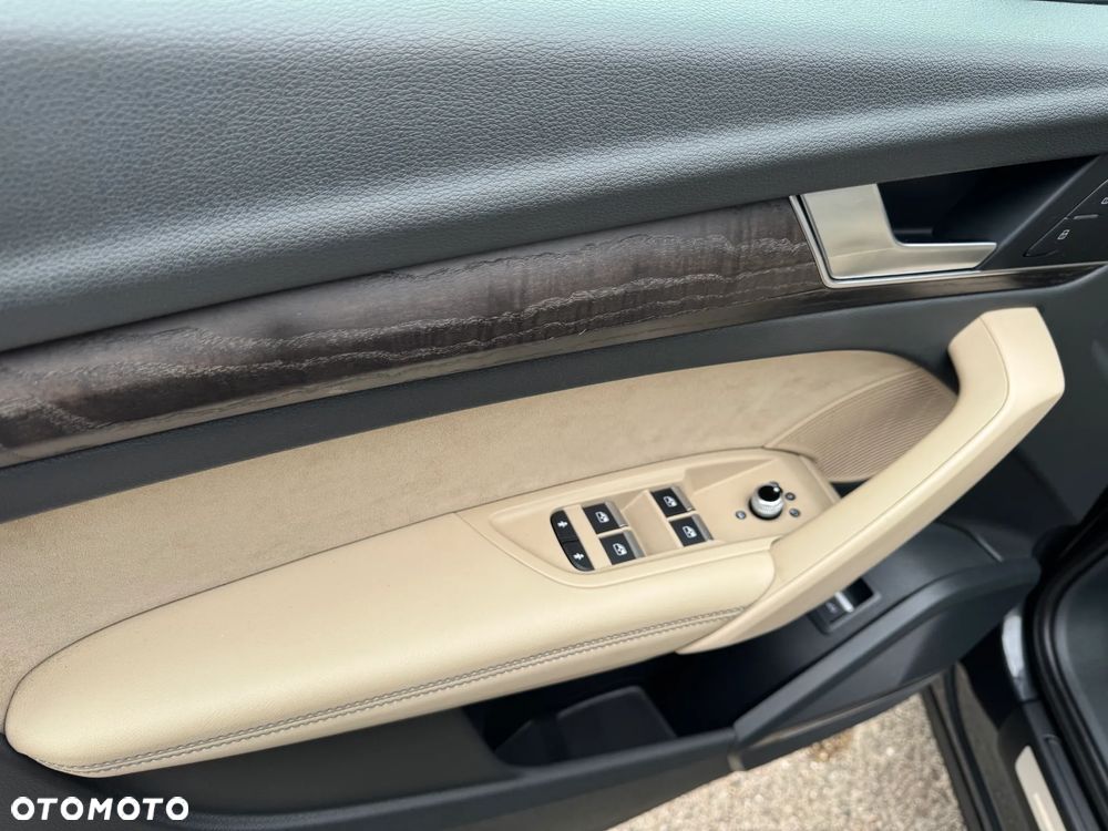 Audi Q5 2.0 TFSI Quattro Design S tronic - 29