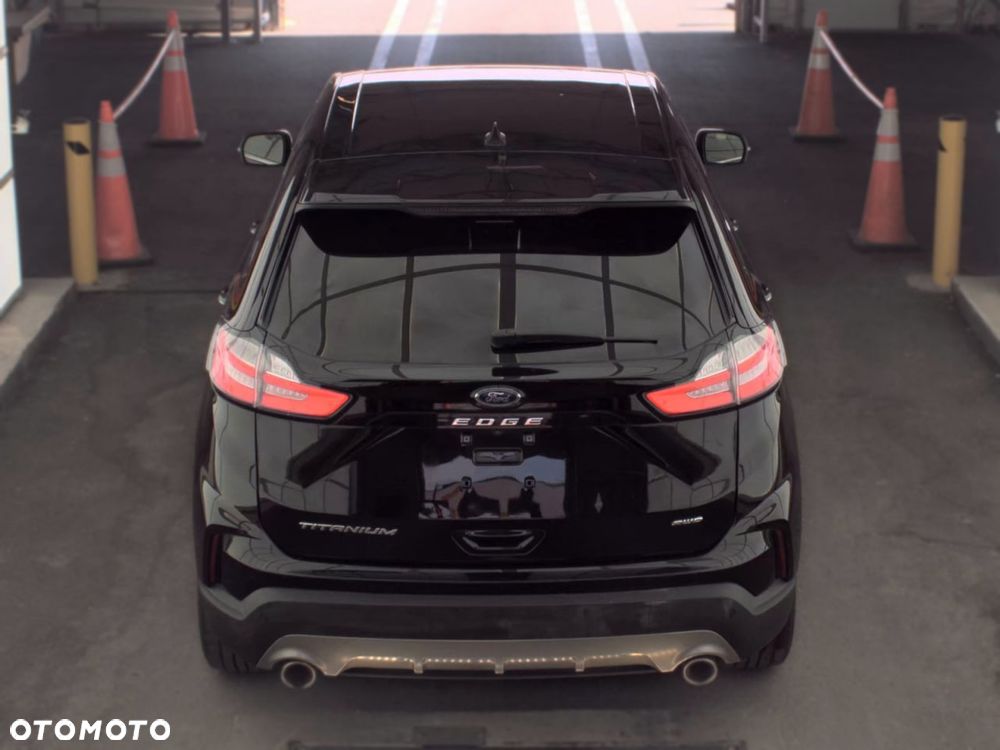 Ford Edge - 6