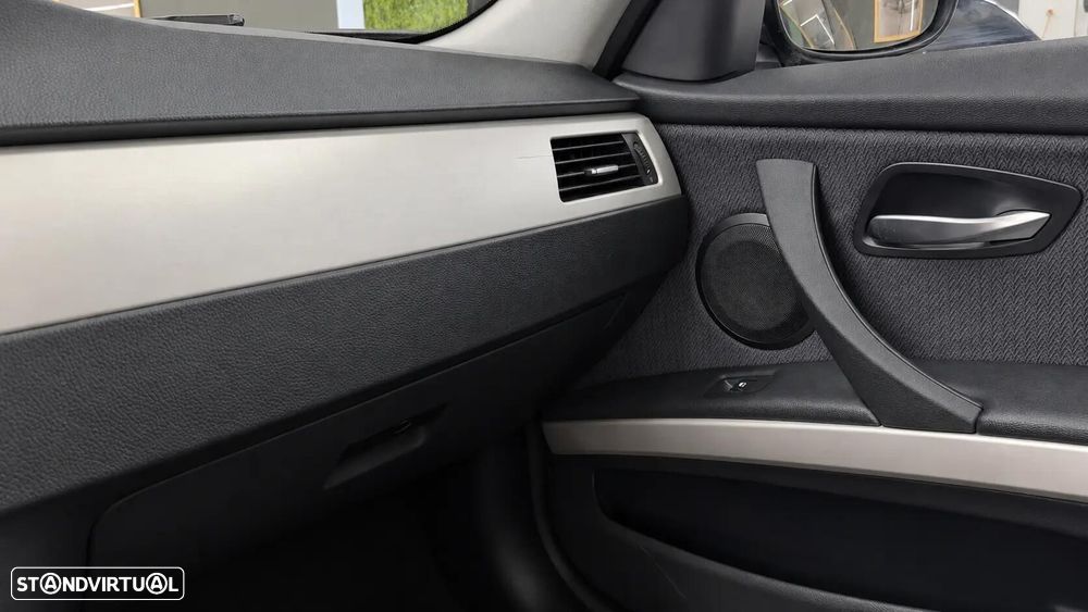 BMW 318 d Navigation - 35