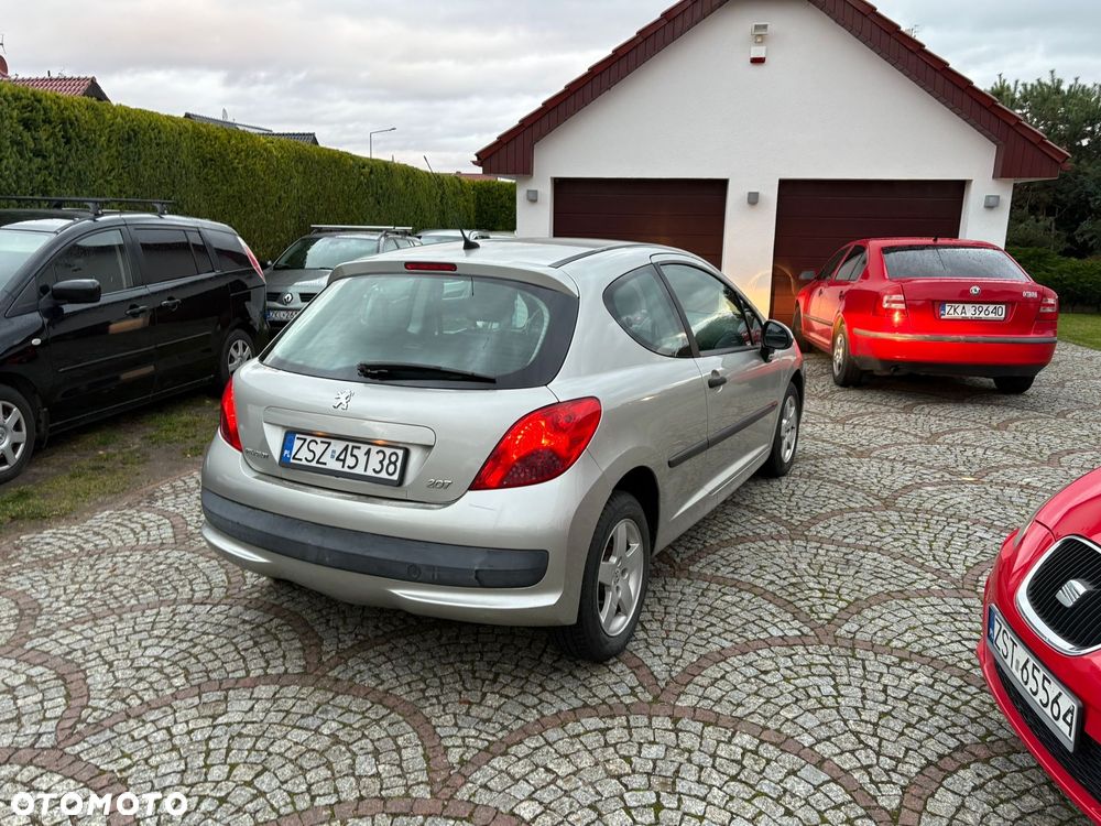 Peugeot 207 1.4 Trendy - 7