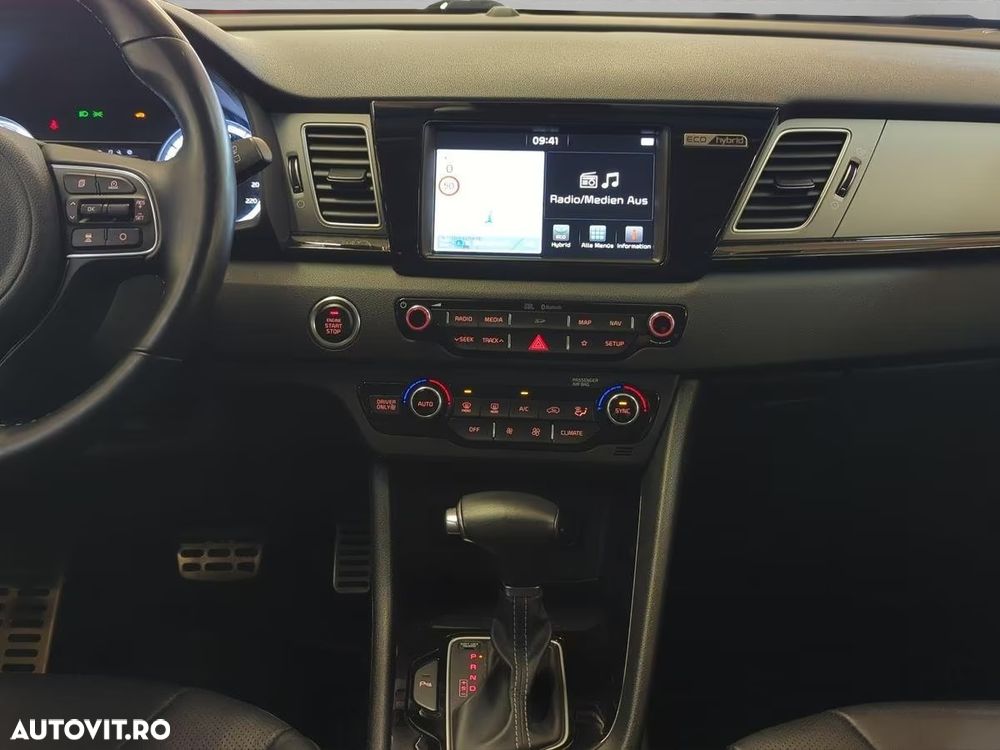 Kia Niro 1.6 GDI HEV 2WD OPF Aut. Spirit - 13