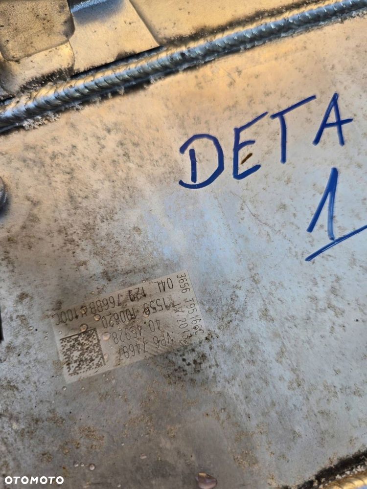 kolektor ssący 04l129766bb audi a4 b9 kod silnika deta - 5