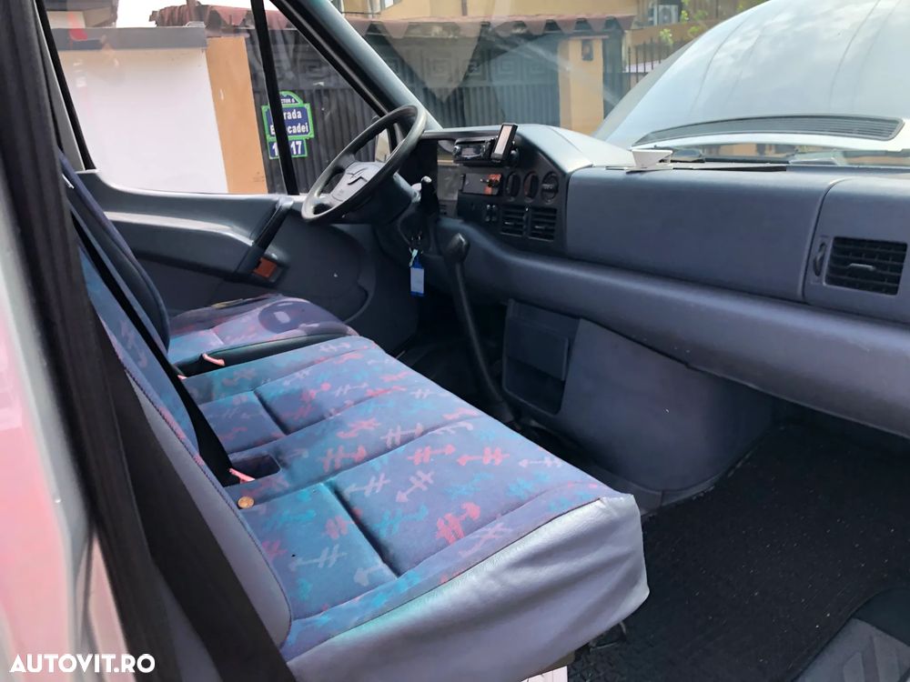 Mercedes-Benz Sprinter - 5