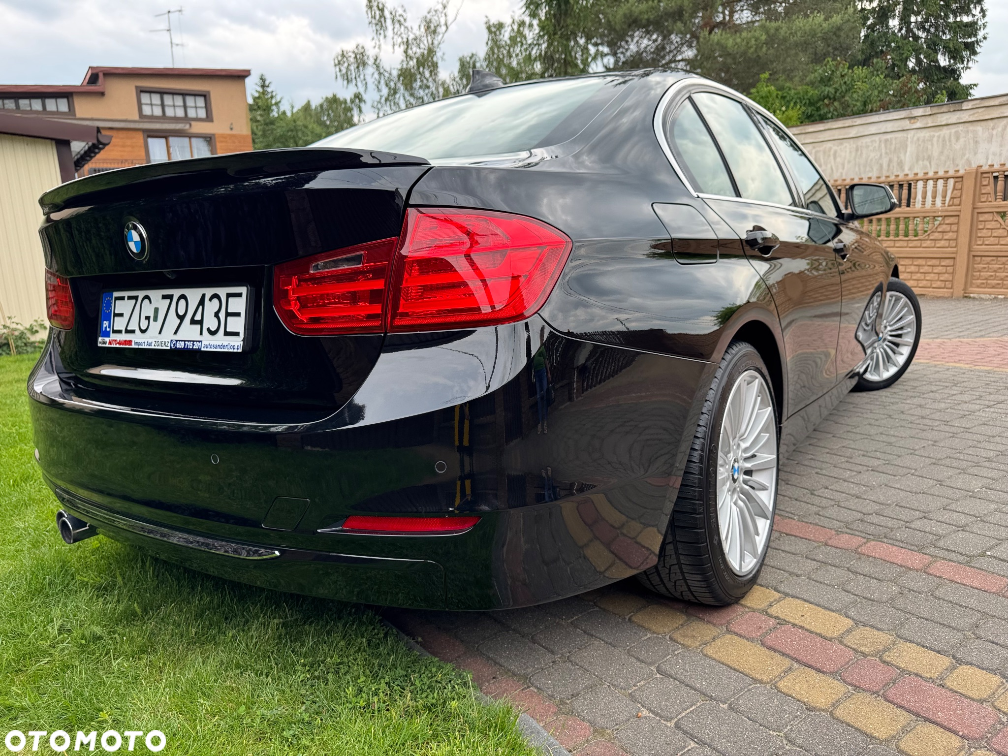 BMW Seria 3 328i Luxury Line - 9