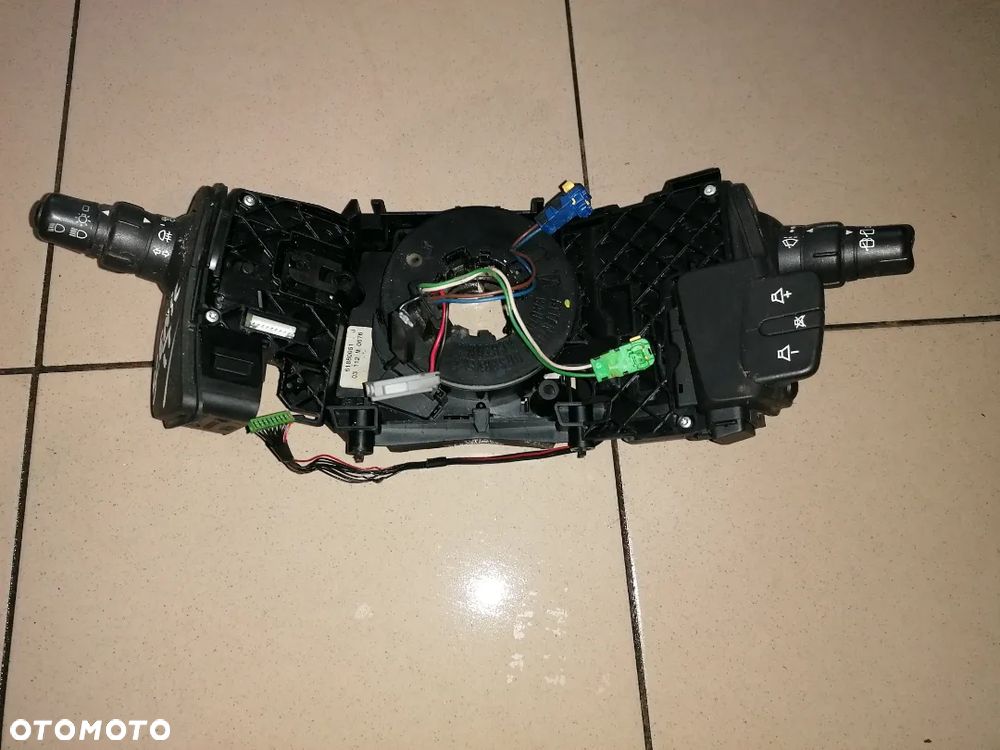 PRZELACZNIK ZESPOLONY SCENIC II 8200127727 - 2