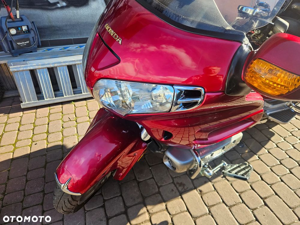 Honda GL - 7